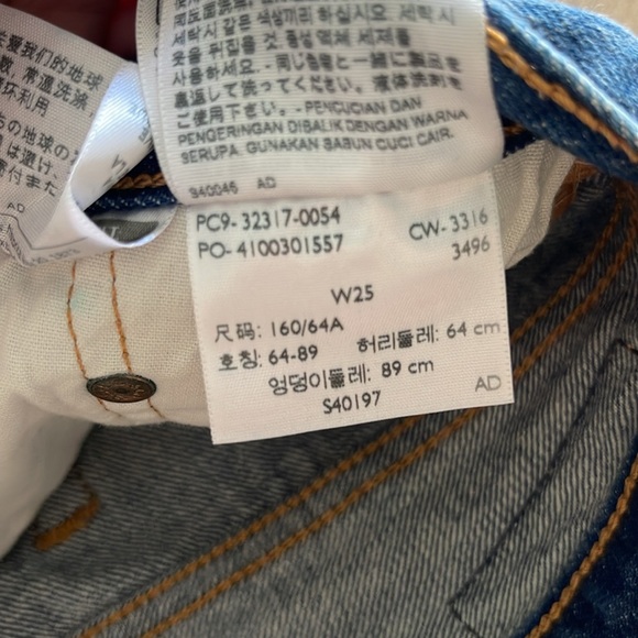 Levi’s 501 Denim Shorts - Size 25 - Picture 5 of 5